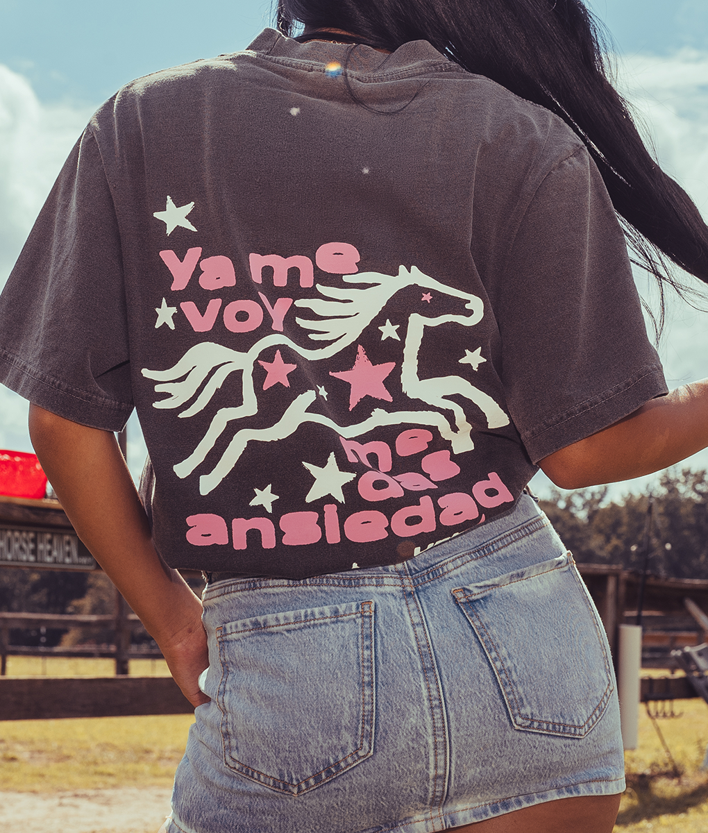 Ya Me Voy Me Das Ansiedad Short Sleeve Tee
