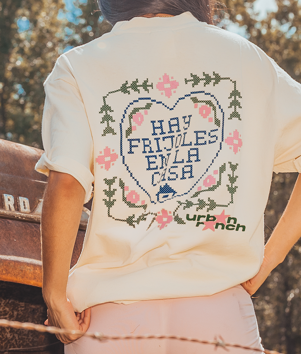 Hay Frijoles En La Casa Short Sleeve Tee