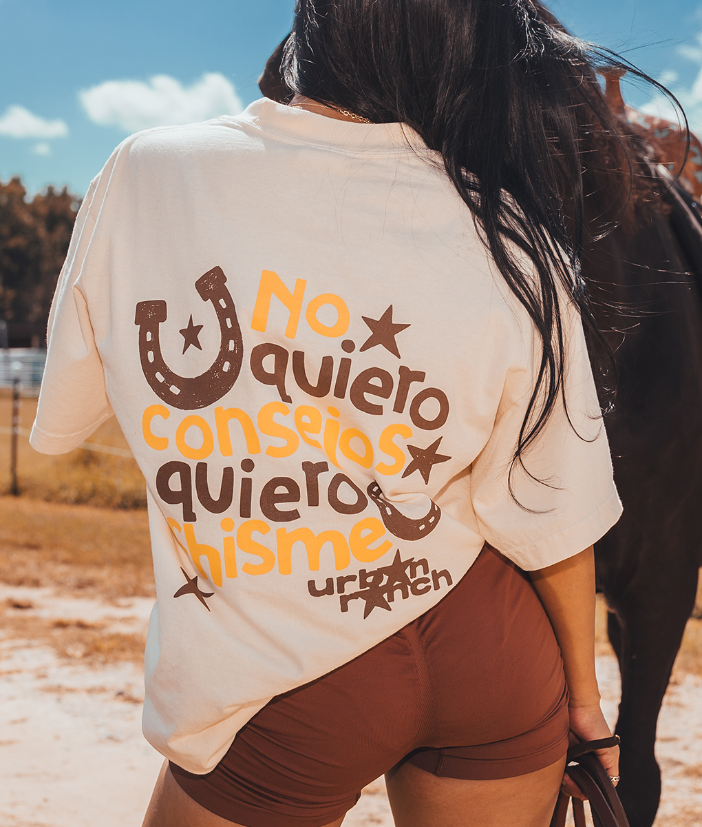 No Quiero Consejos Quiero Chisme Short Sleeve Tee