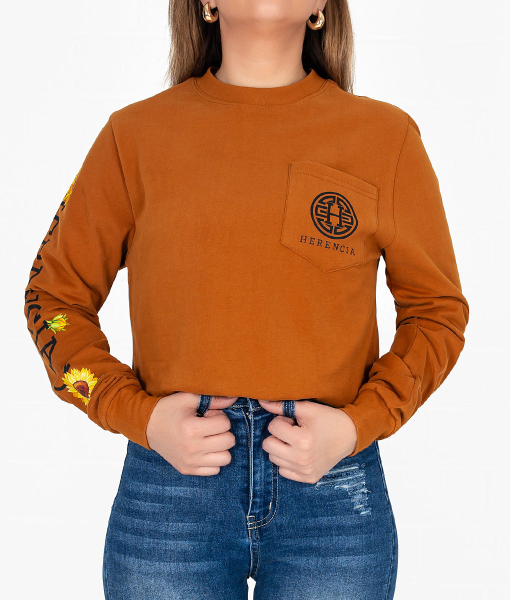 Todo A Su Tiempo Long Sleeve Pocket Tee